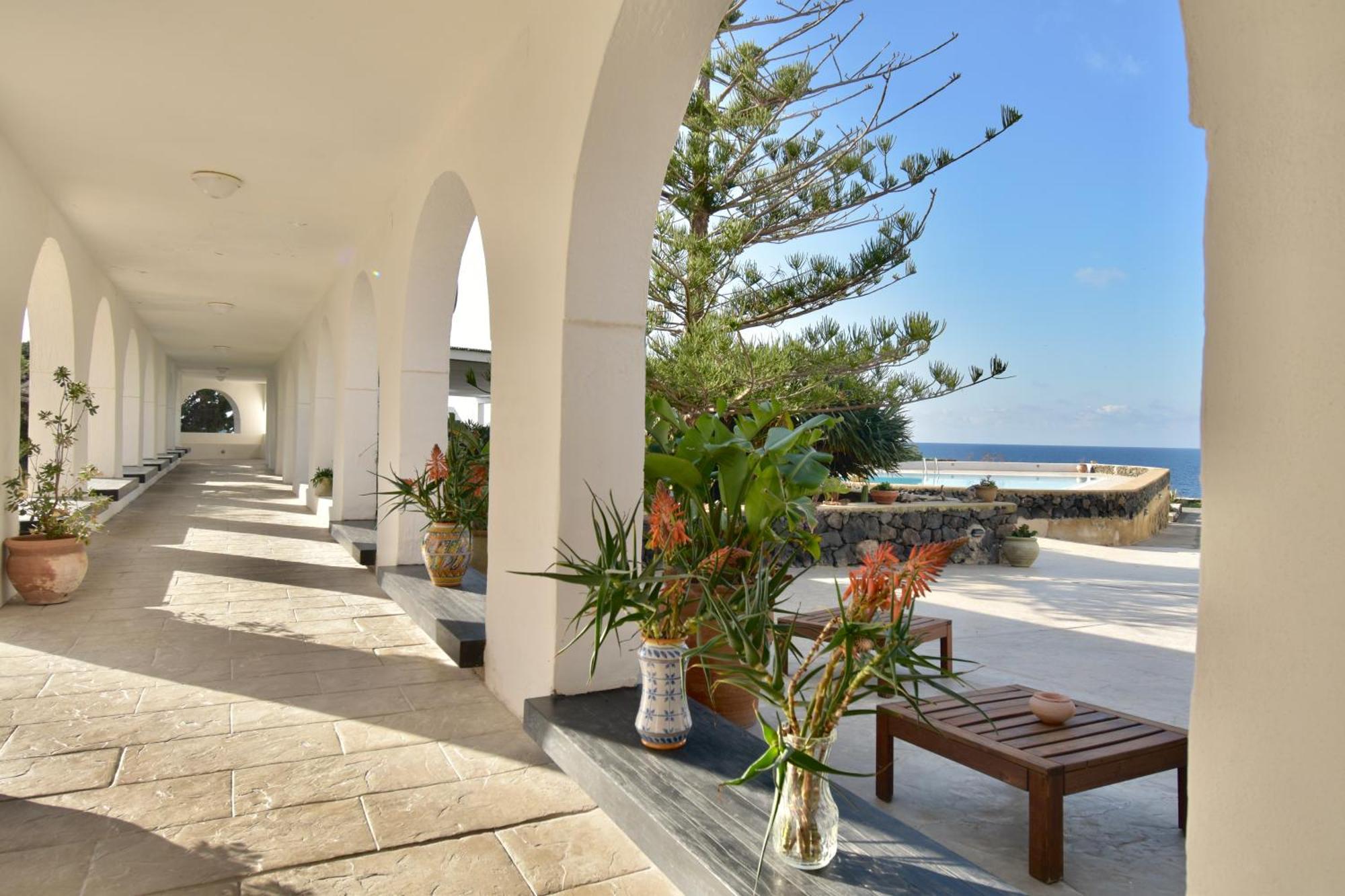 Cossyra Hotel Madonna Delle Grazie Екстер'єр фото